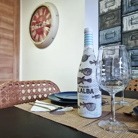 Marusia Home, Playa Langosteira Finisterre