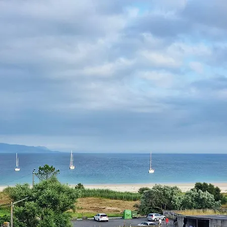 Marusia Home, Playa Langosteira